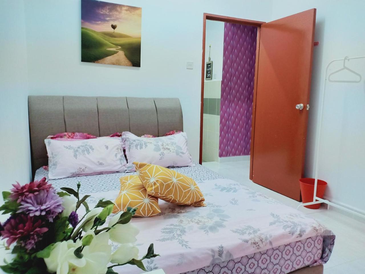 Casa Inderaloka Pantai Batu Buruk Apartment Kuala Terengganu Exterior foto